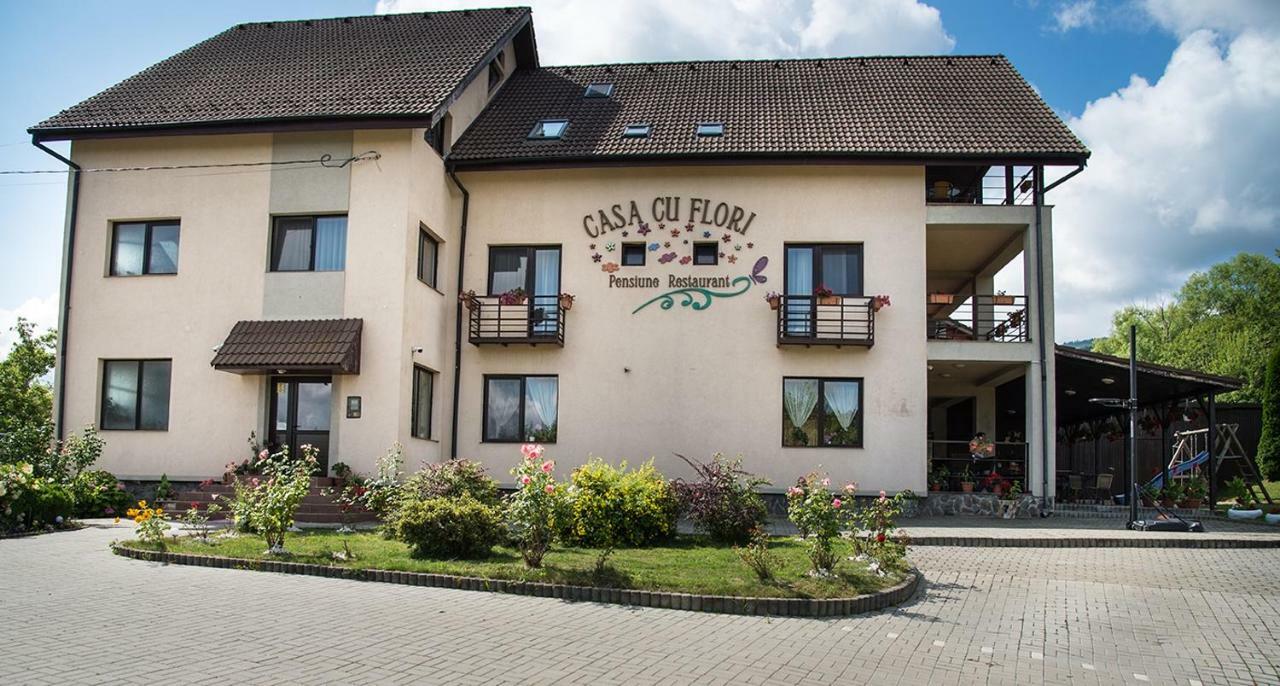 Pensiunea Casa Cu Flori Cisnădioara Eksteriør billede